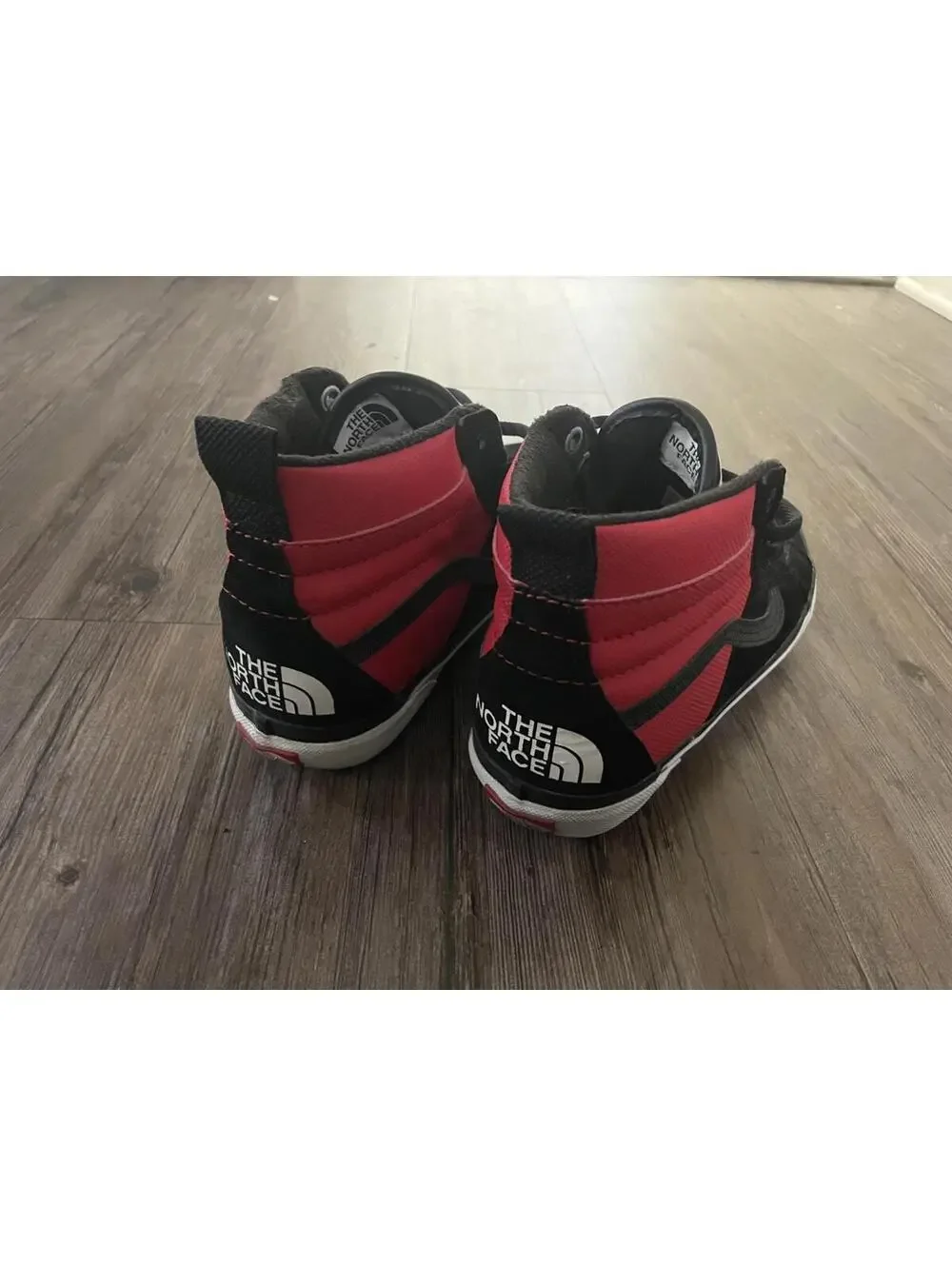 Size 7.5 - VANS Sk8-Hi 46 MTE DX x The North Face Red 2017